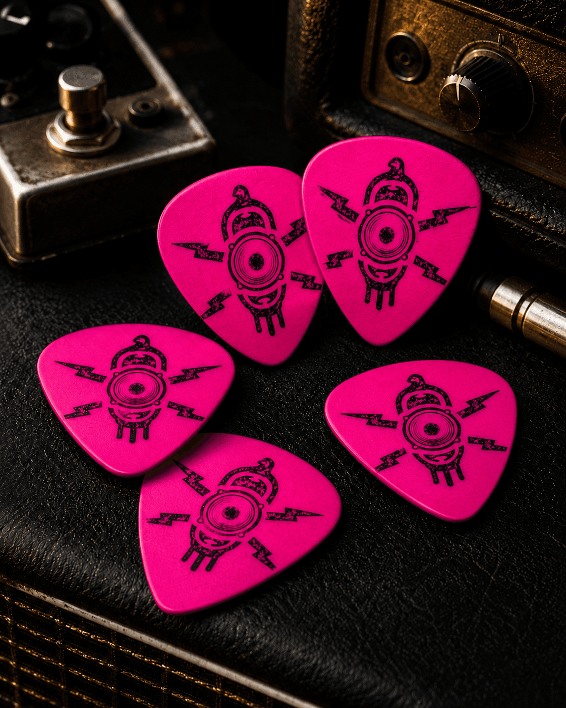 SoundHaven Studios guitar pick applications