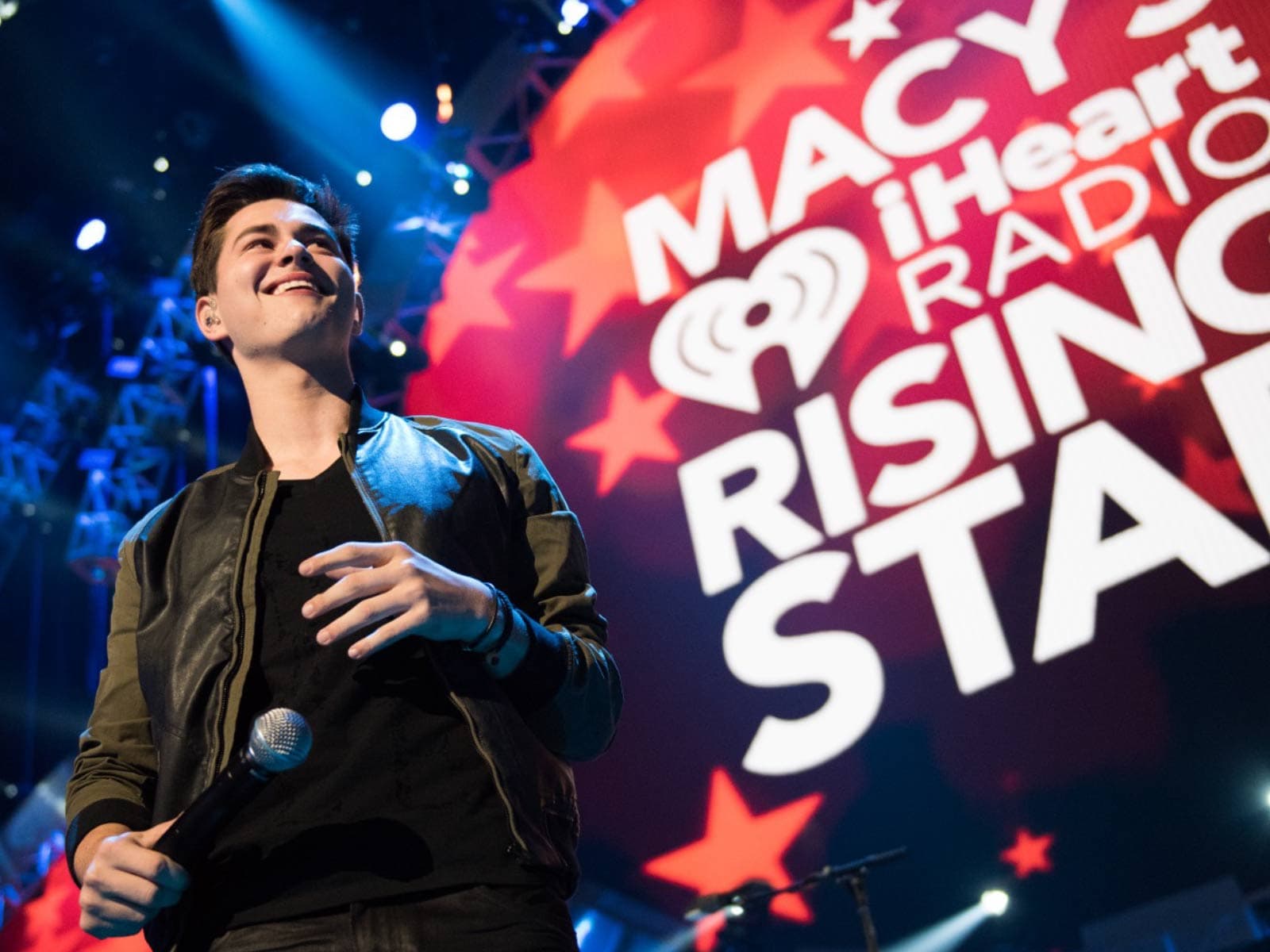 Macy's iHeartRadio Rising Star live stage application